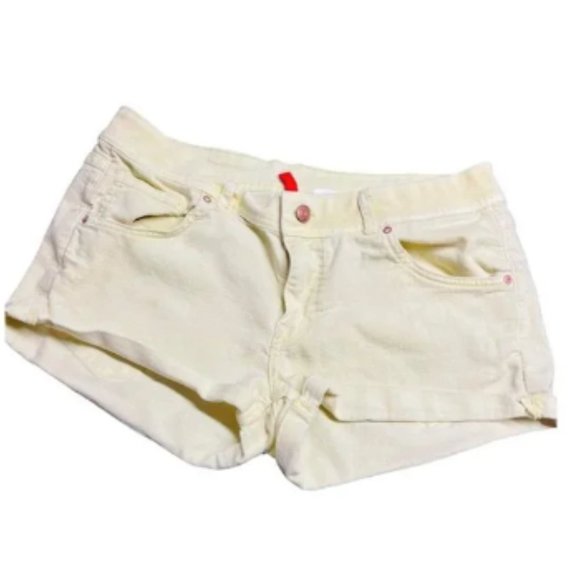 NEW H&M Denim Shorts Classic Stretch Cuffed Stretch Light Yellow SZ 12 - Picture 8 of 11